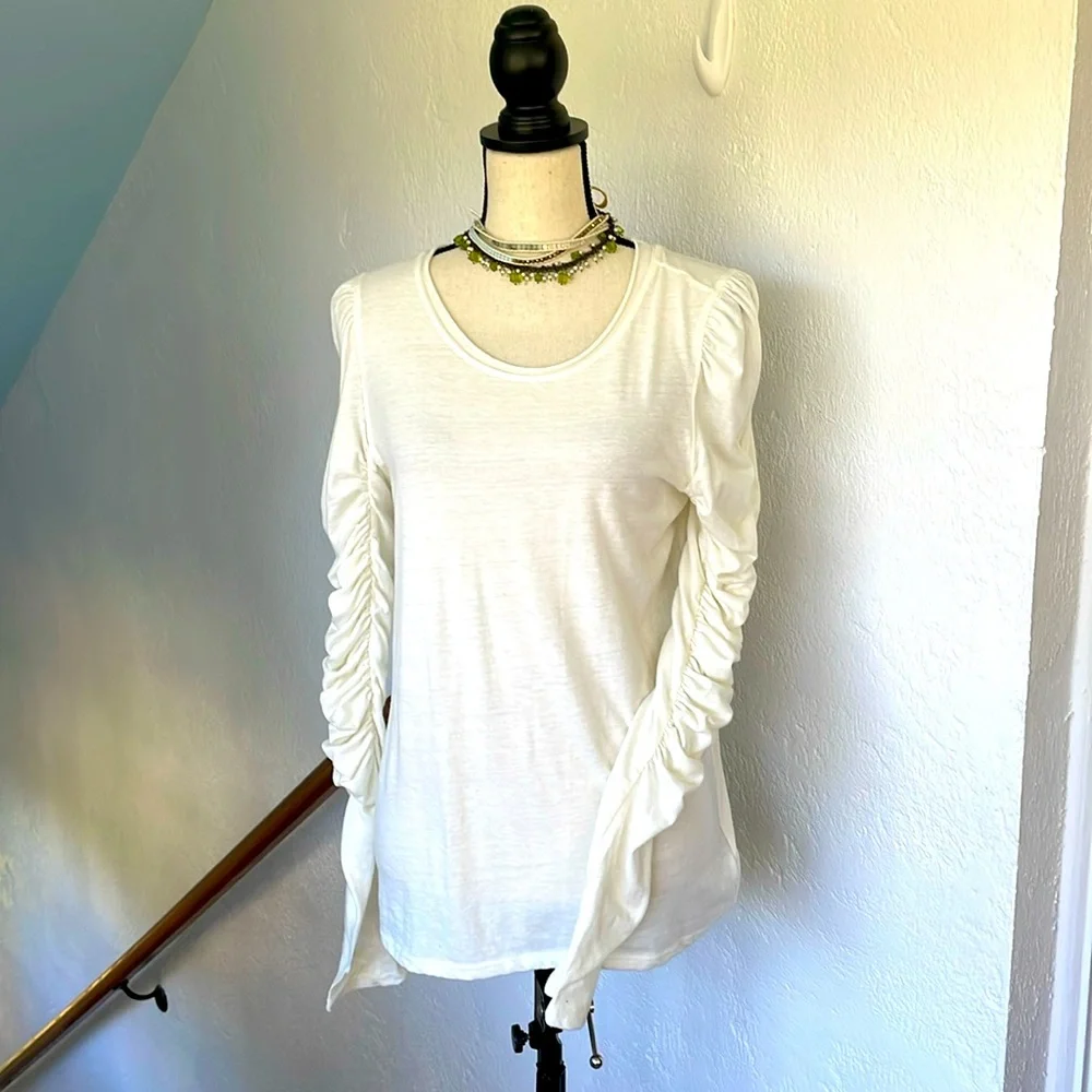 Free People Long‎ Ruched xtra Long Sleeve Cream Colored Tee Shirt Medium